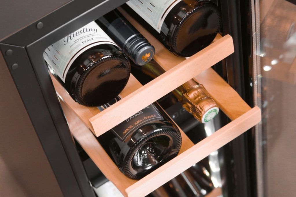 Cantinetta Frigo per Vino da Incasso - WineChamber 30D Powder White - mQuvée